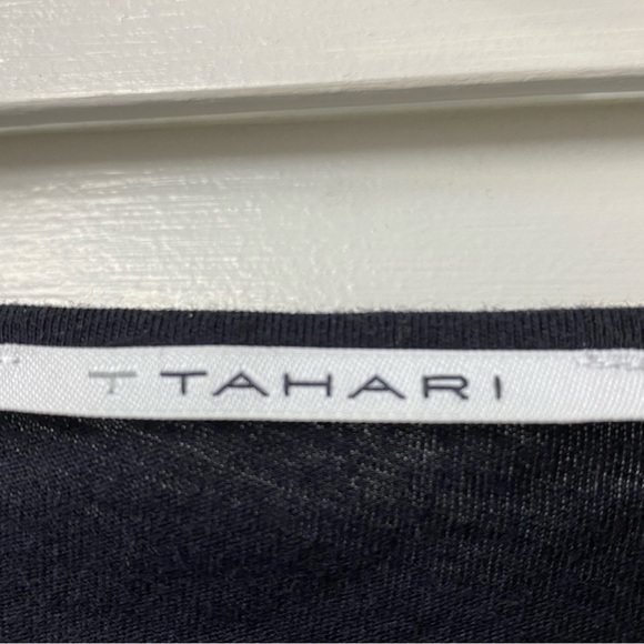🖤💛Tahari • black top • EUC - Picture 3 of 6